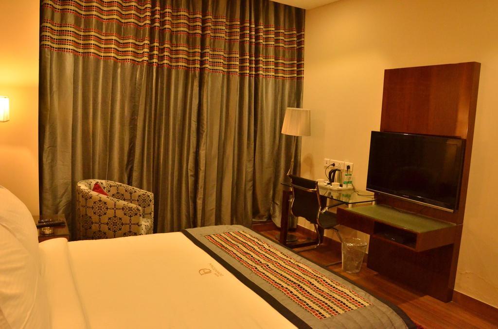 Hotel Down Town Jalandhar Ngoại thất bức ảnh