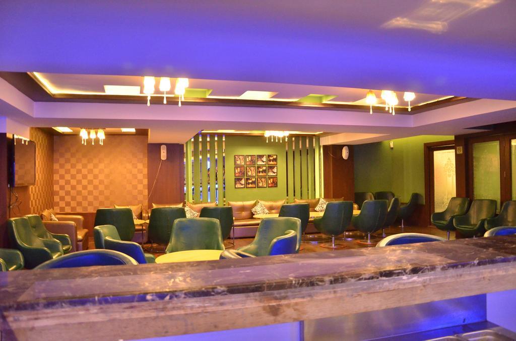Hotel Down Town Jalandhar Ngoại thất bức ảnh
