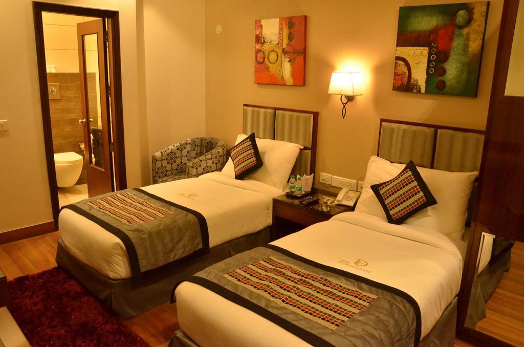 Hotel Down Town Jalandhar Phòng bức ảnh